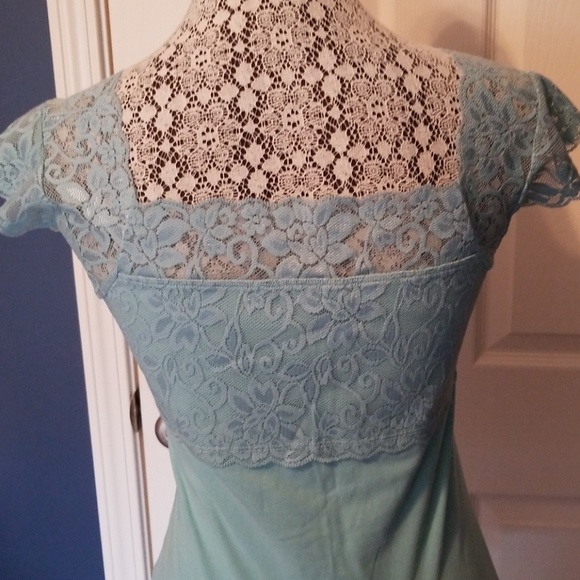 Sweet and Sassy Lace Tee - Picture 3 of 3